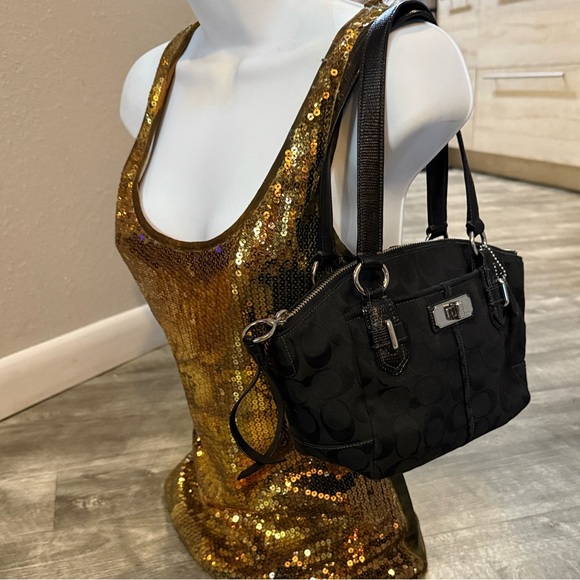 Authentic Coach Small Signature Satchel & Dust Bag - Picture 2 of 16